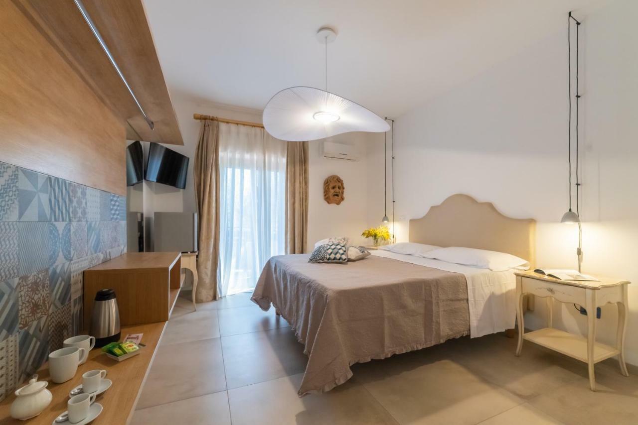 La Mimosa Rooms Trappitello Dış mekan fotoğraf