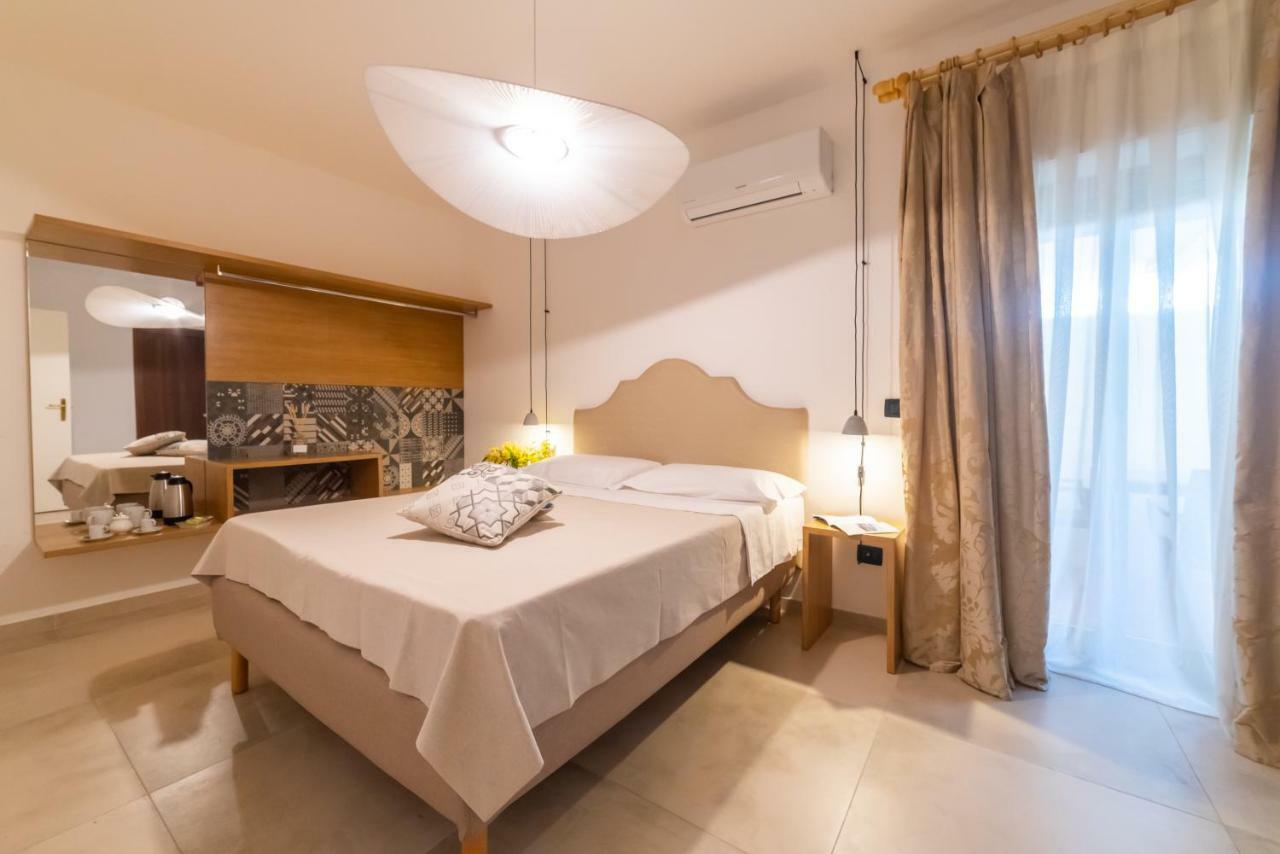 La Mimosa Rooms Trappitello Dış mekan fotoğraf