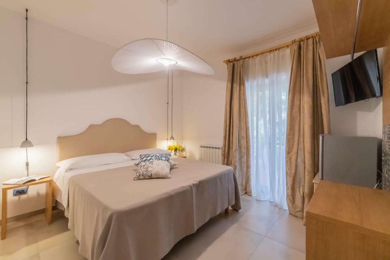 La Mimosa Rooms Trappitello Dış mekan fotoğraf